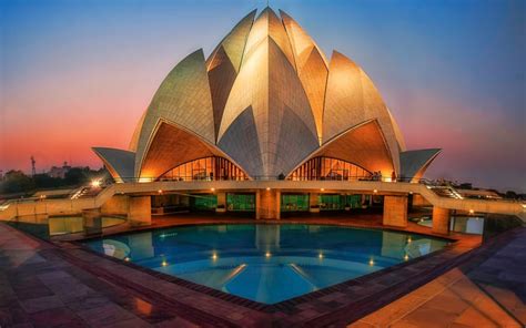 Lotus Temple อนุสรณ์สถานศาสนาแห่งความสงบและความงดงามที่ล้ำเลิศ!